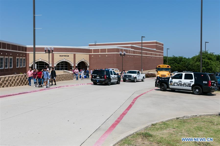 U.S.-DALLAS-SCHOOL-SHOOTING