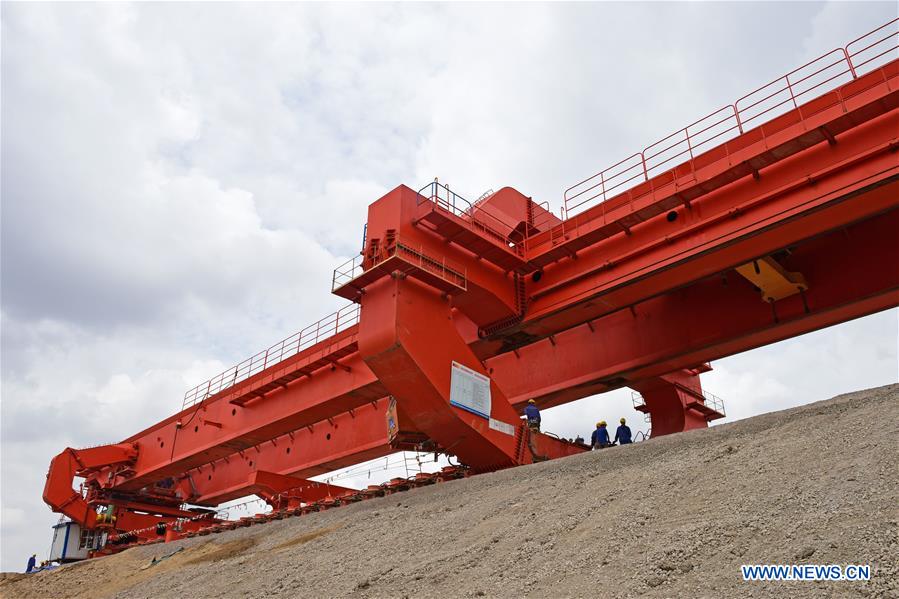 CHINA-NINGXIA-RAILWAY-UNDER CONSTRUCTION (CN)