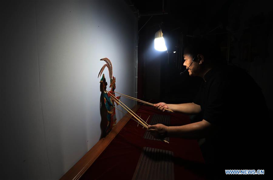 #CHINA-SHANDONG-SHADOW PUPPET SHOW (CN)