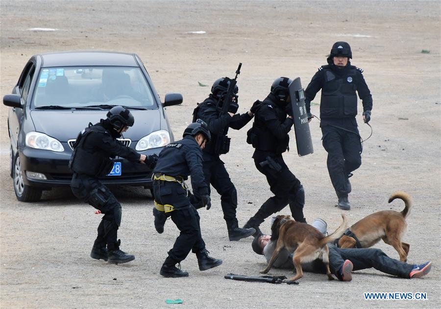 CHINA-SHANDONG-JINAN-POLICE DRILL (CN)