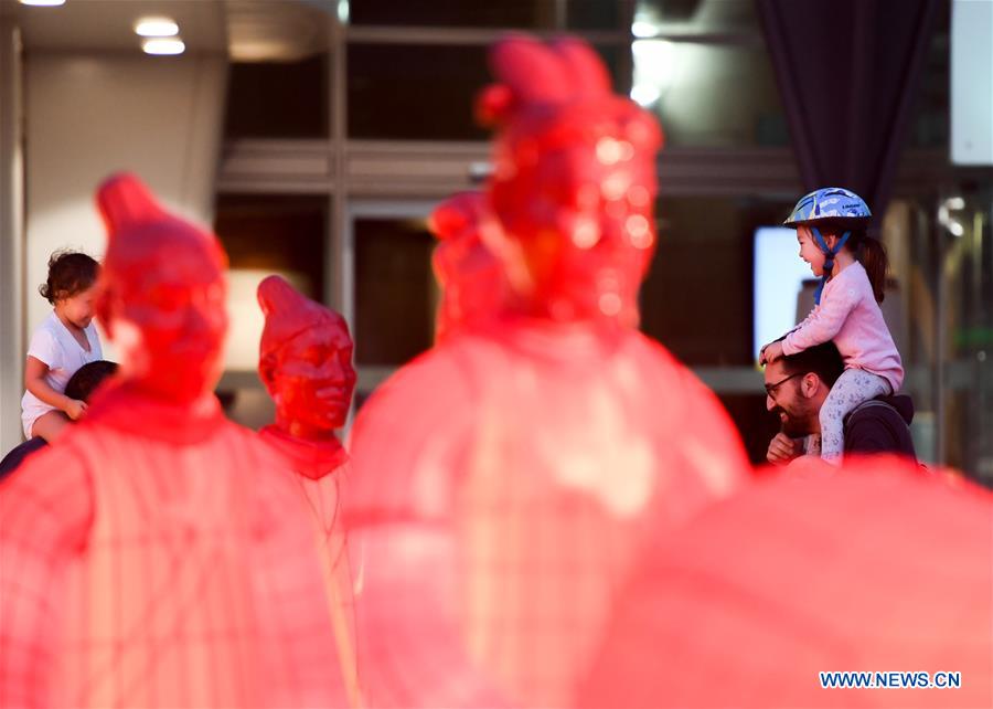 NEW ZEALAND-WELLINGTON-TERRACOTTA WARRIORS-LANTERN