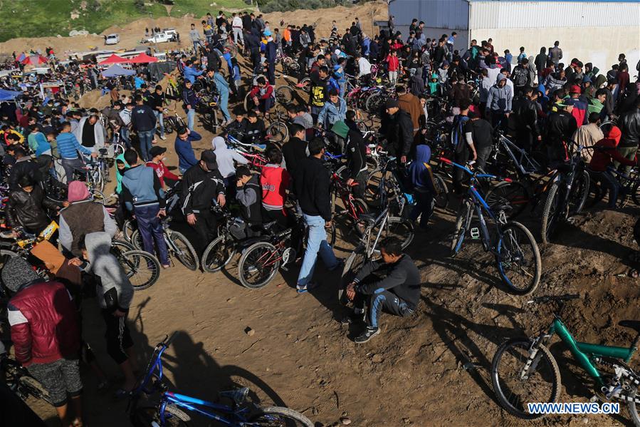 MIDEAST-GAZA-BICYCLES-MARKET