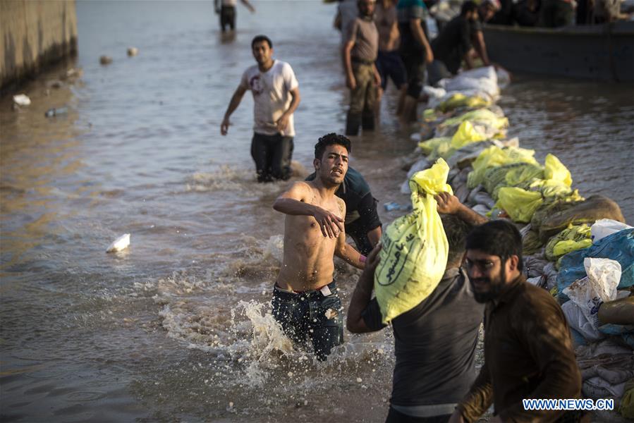 IRAN-AHVAZ-FLOOD