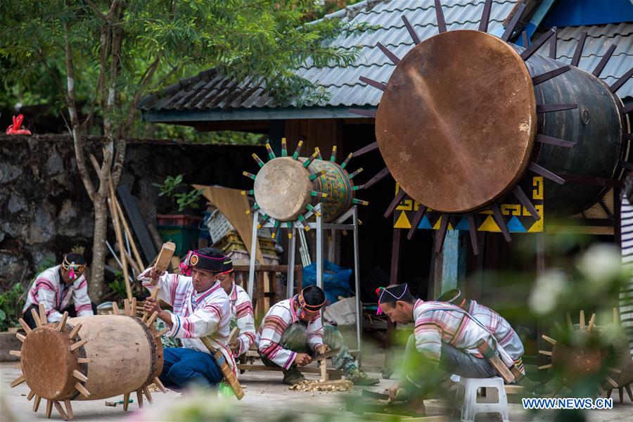 XINHUA PHOTOS OF THE DAY