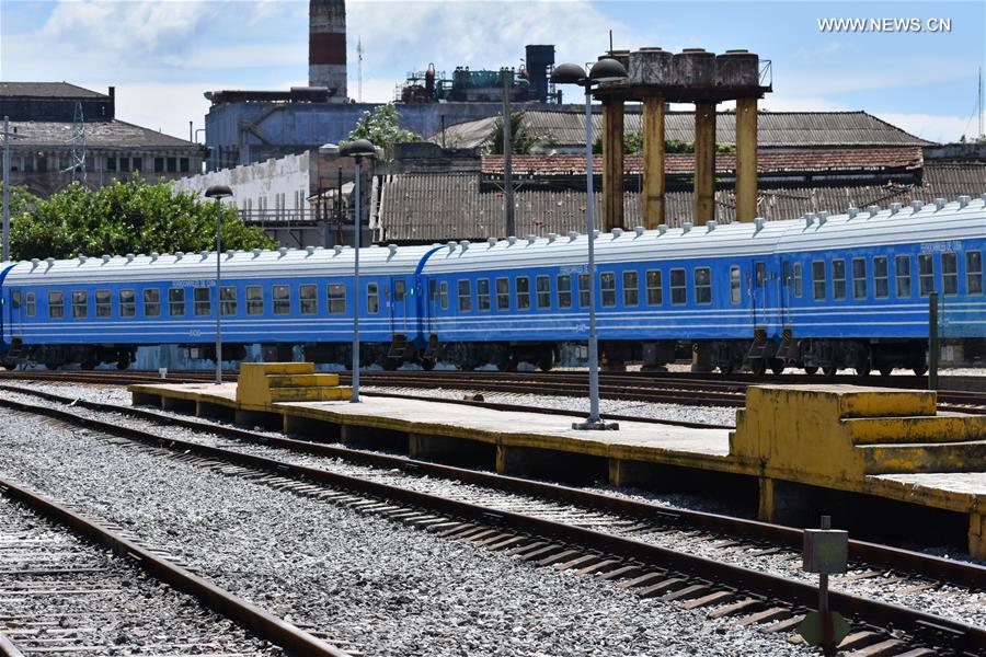 CUBA-HAVANA-RAILWAY-CHINESE WAGONS-OPERATION