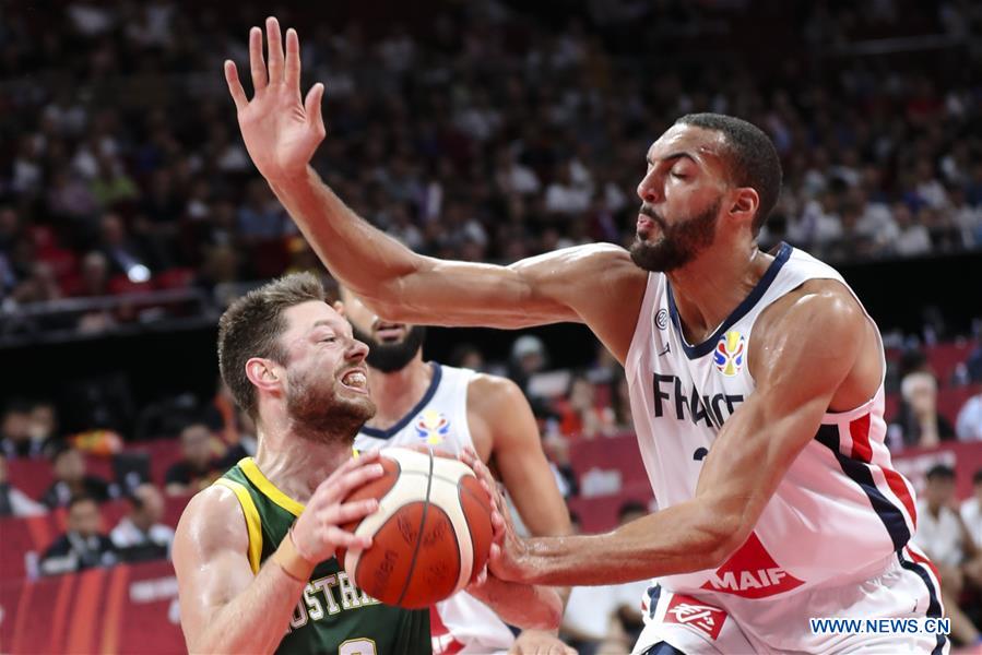 (SP)CHINA-BEIJING-BASKETBALL-FIBA WORLD CUP-FRA VS AUS (CN)