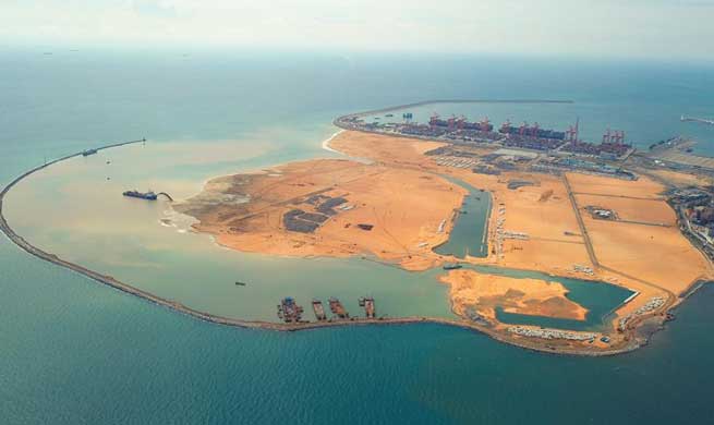 Feature: Hearts bound together, city built together -- China, Sri Lanka co-develop 
Colombo Port City