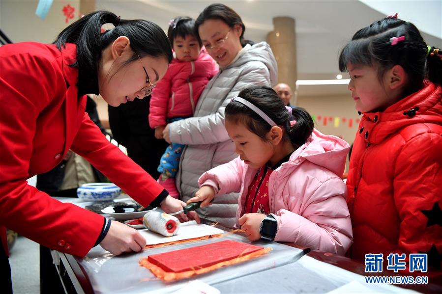 （图文互动）（1）河南郑州：中原民俗闹新春 传统文化润民心