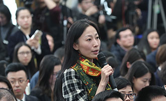 香港文汇报、大公报记者提问